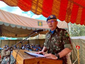 Le général de corps d'armée Elias Rodrigues Martins Filho, commandant de la Force de la MONUSCO, s'exprime au cours de la parade des médailles du contingent pakistanais à Bukavu, le 18 décembre 2018. Photo MONUSCO/Myriam Asmani