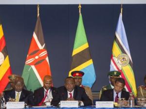 Les présidents des pays membres de l’East African Community, Yoweri Museveni, Uhuru Kenyatta, Jakaya Kikwete et Pierre Nkurunziza, lors du sommet États-Unis-Afrique d’août 2014. © Molly Riley/AP/SIPA