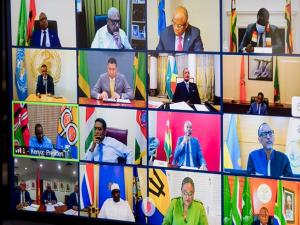 Lift sanctions against Sudan, Zimbabwe -- Kagame